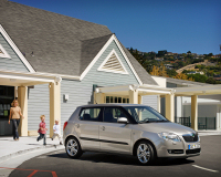 Fabia Limousine neu